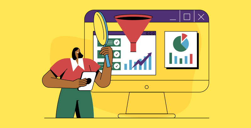 Profissional analisa dados e gráficos no computador, usando lupa e tablet, para monitorar KPIs operacionais e identificar oportunidades de melhoria.