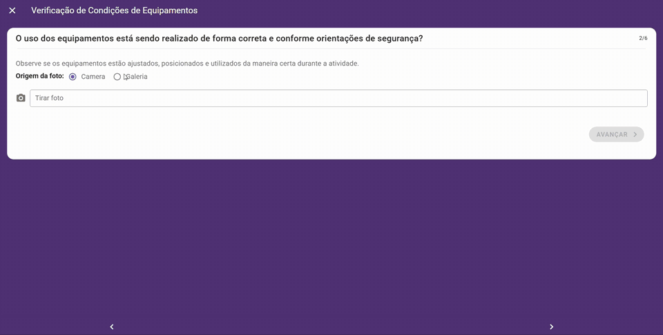 2.-Registro-de-evidências-com-fotos Gif de registro de evidências com fotos, uma das funcionalidades do app de checklist.<br />
